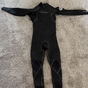 MENS DAWN PATROL 3/2 BACK ZIP WETSUIT
- Black